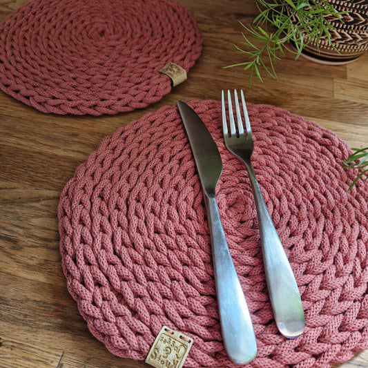 Sets of Medium Place Mats